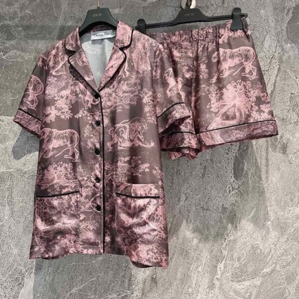 Pyjama chic femme maroc satin rose floral élégant avec short