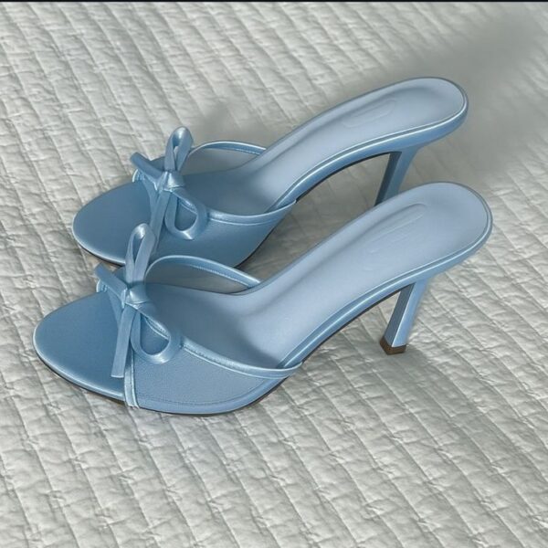 Talons femme maroc bleu ciel élégants style luxe