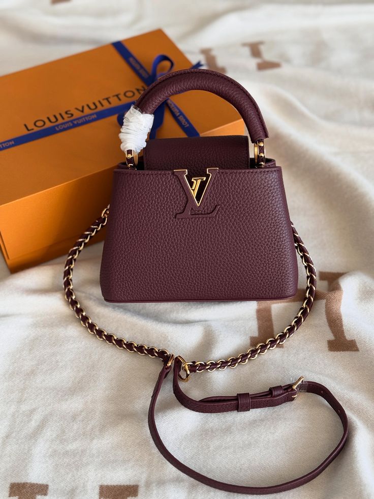 Sac femme maroc bordeaux luxe avec chaîne dorée élégante(6) Sac femme maroc bordeaux luxe avec chaîne dorée élégante